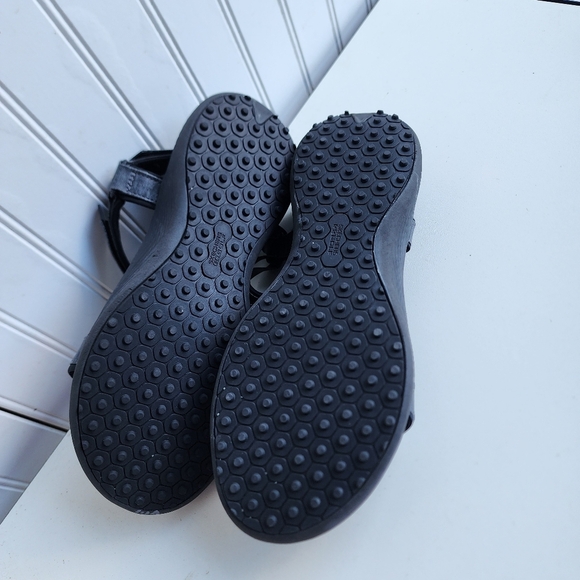 Sketchers ON THE GO AIR GOGA MAT Athletic Sandals Gray Black Comfort Sz 10 - Picture 8 of 9